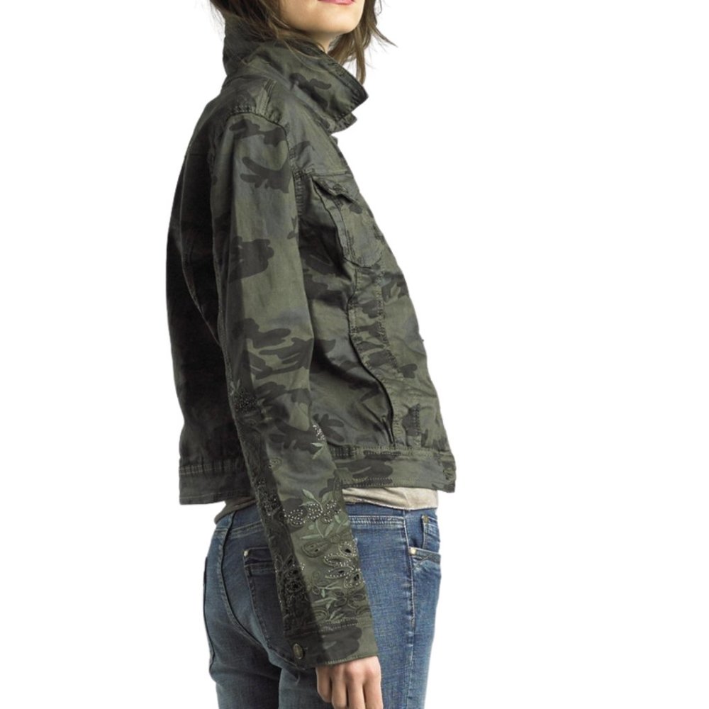 Embroidered Camo Style Jacket - Picture 2 of 4